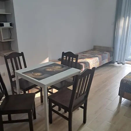 Hostel Tanie Nad Dlubnia